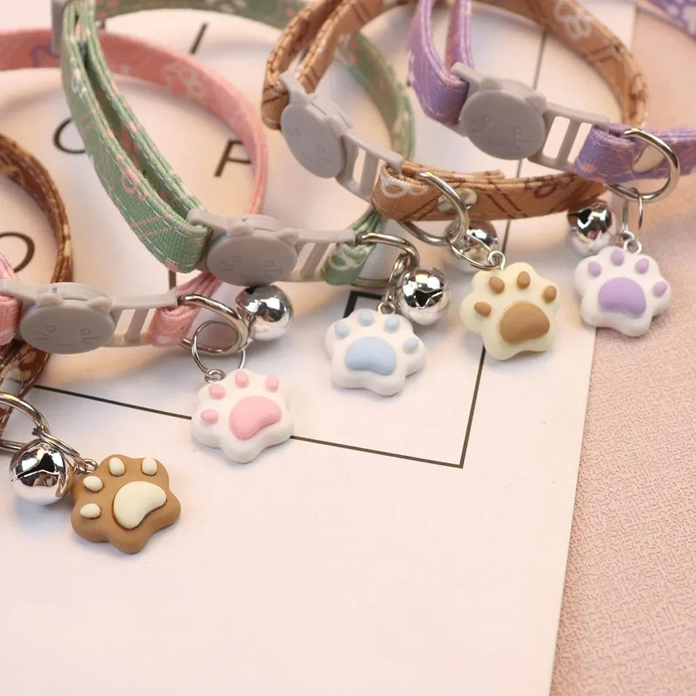 Footprint pattern Cat Collar